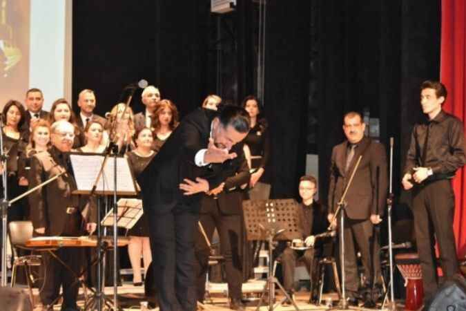 Yozgat Belediyesi Türk Sanat Müziği Korosu yılın ilk konserini verdi 13