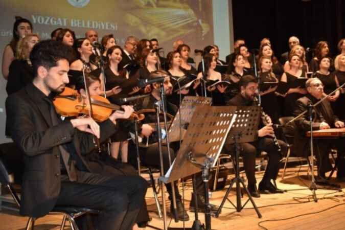 Yozgat Belediyesi Türk Sanat Müziği Korosu yılın ilk konserini verdi 16