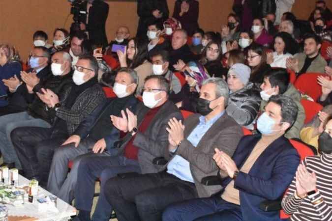 Yozgat Belediyesi Türk Sanat Müziği Korosu yılın ilk konserini verdi 17