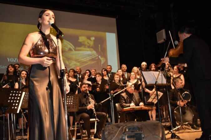 Yozgat Belediyesi Türk Sanat Müziği Korosu yılın ilk konserini verdi 21