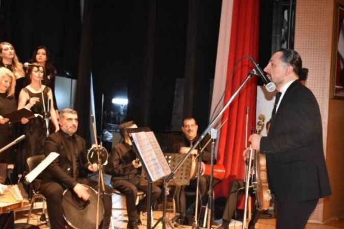 Yozgat Belediyesi Türk Sanat Müziği Korosu yılın ilk konserini verdi 8
