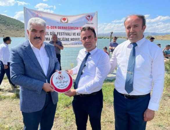 Gülşehri Beldesi’nde bu yıl 2’ncisi düzenlenen “Kültürü Yayma ve Gül Festivali” gerçekleştirildi 9