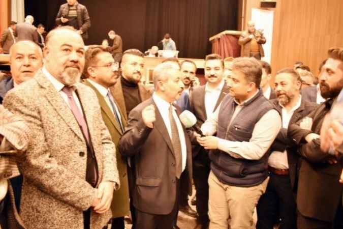 Yozgat Ticaret ve Sanayi Odası’ndan yeni dönem başladı. Yozgat TSO'nun Yeni Başkanı Taylan Alakoç 36
