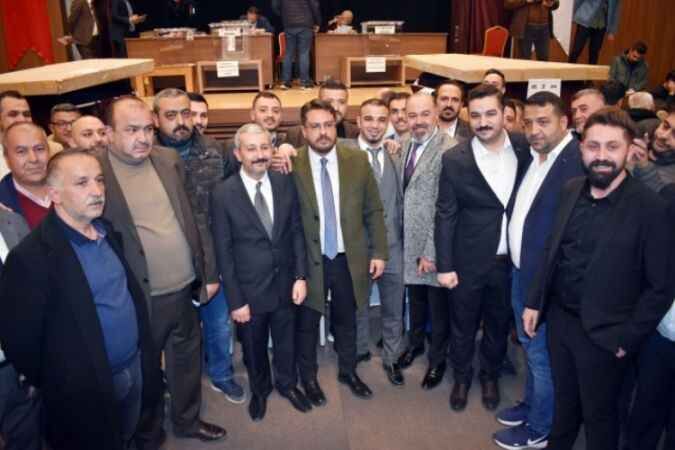 Yozgat Ticaret ve Sanayi Odası’ndan yeni dönem başladı. Yozgat TSO'nun Yeni Başkanı Taylan Alakoç 42