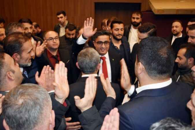 Yozgat Ticaret ve Sanayi Odası’ndan yeni dönem başladı. Yozgat TSO'nun Yeni Başkanı Taylan Alakoç 10