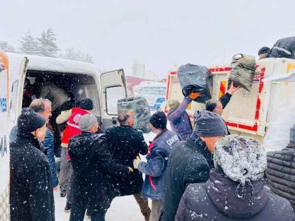 Yozgat Depremzedelerin Yanında 36