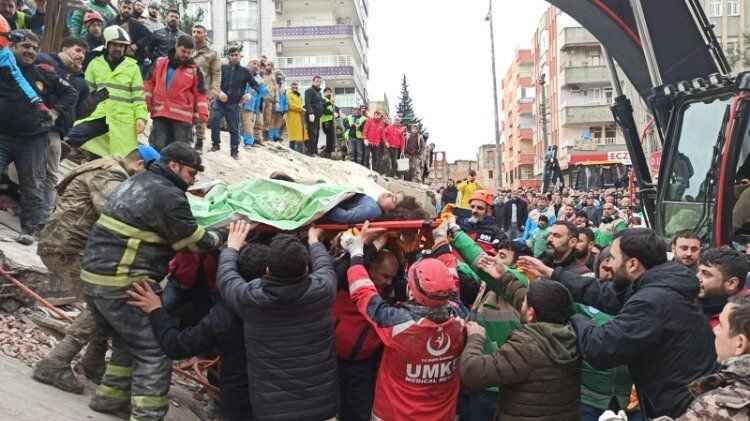 Türkiye'de deprem 9