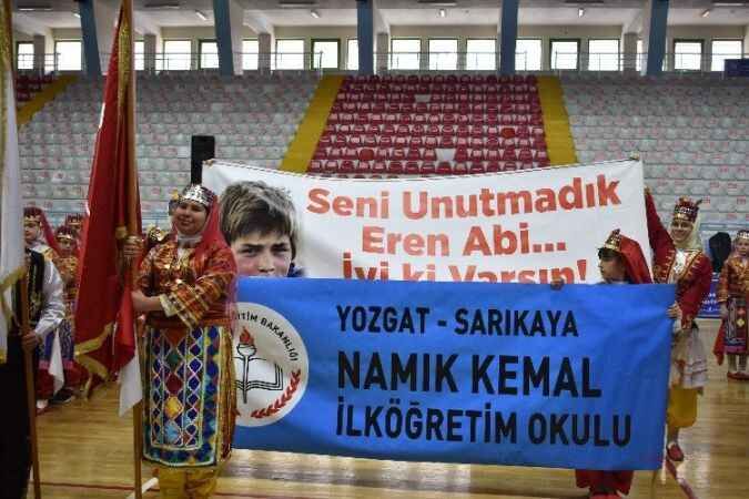 Yozgat'ta Halk Oyunları Şöleni Yaşandı 13