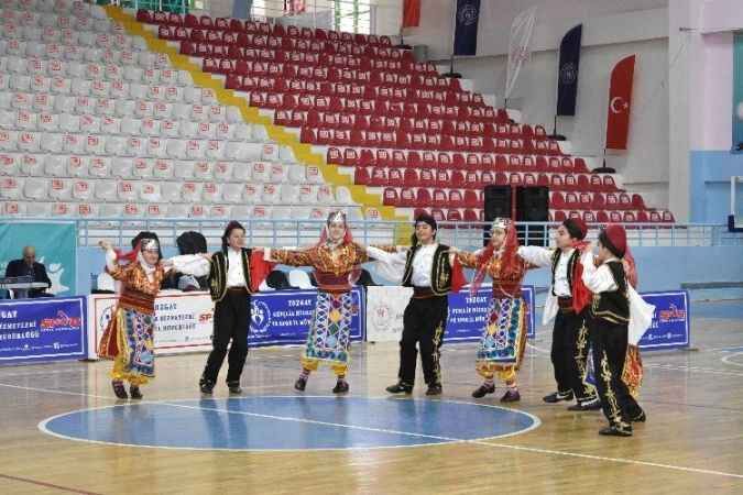 Yozgat'ta Halk Oyunları Şöleni Yaşandı 8