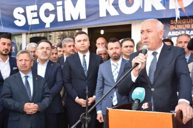 Ak Parti Sorgun Karargahı miting havasında açıldı 1