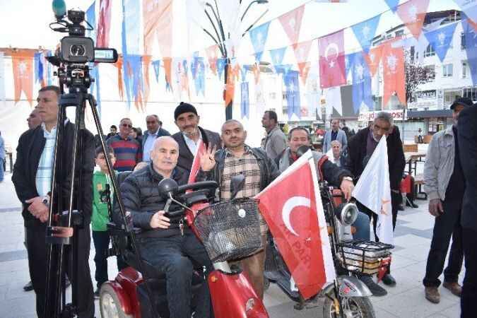 Ak Parti Sorgun Karargahı miting havasında açıldı 2