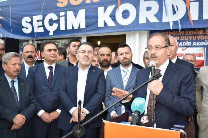 Ak Parti Sorgun Karargahı miting havasında açıldı 21