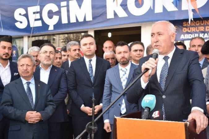 Ak Parti Sorgun Karargahı miting havasında açıldı 9