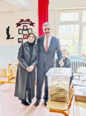 Yozgat'ta Siyasiler Oylarını Kullandı 16