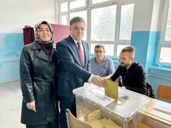 Yozgat'ta Siyasiler Oylarını Kullandı 4