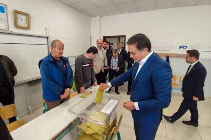 Yozgat'ta Siyasiler Oylarını Kullandı 7