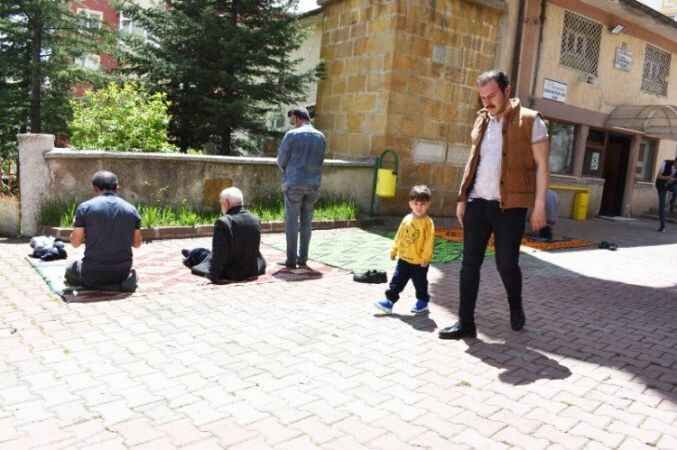 Yozgat'ta bir Cuma günü 9