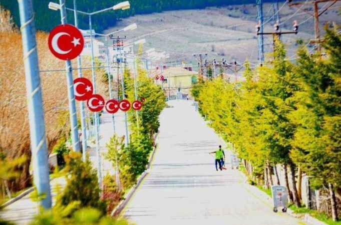 Yozgat'ın Akdağmadeni İlçesi Belekcehan Kasabası'ndan kartpostallık görüntüler 2