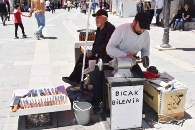 Anadolu'da bıçaklar Kurban Bayramı'na bileniyor.. 9