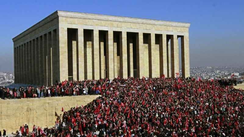 Dünya Tarihine Adını Altın Harflerle Yazdıran Lider: Atatürk 1