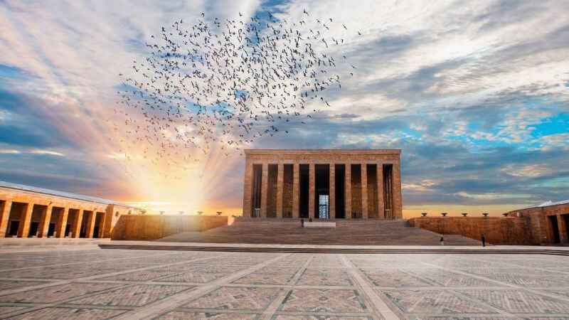 Dünya Tarihine Adını Altın Harflerle Yazdıran Lider: Atatürk 11