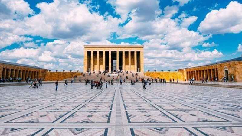 Dünya Tarihine Adını Altın Harflerle Yazdıran Lider: Atatürk 2