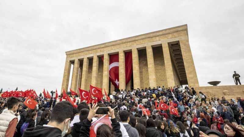 Dünya Tarihine Adını Altın Harflerle Yazdıran Lider: Atatürk 3