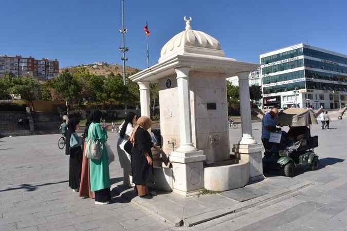 Yozgatlı vatandaşlar Sıcak havada kendilerini dışarı attılar 20