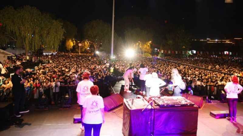 Gölbaşı Belediyesi Türkiye Yüzyılı Konserleri Büyük Coşkuyla Kutlanıyor 5