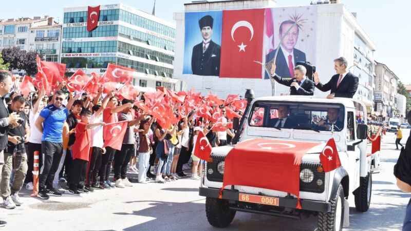 Yozgat'ta Zafer Bayramı Sonrası Renkli Görüntüler Hatıra Kaldı 1