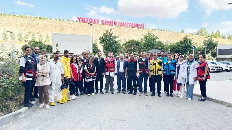 Türkiye'nin gerçeği deprem! Yozgat Şehir Hastanesi'nden deprem tatbikatı gerçeğini aratmadı 4