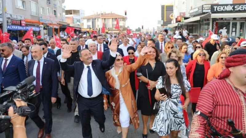Etimesgut Belediyesi Büyük Festival’de Zara Vatandaşları Coşturdu! 6