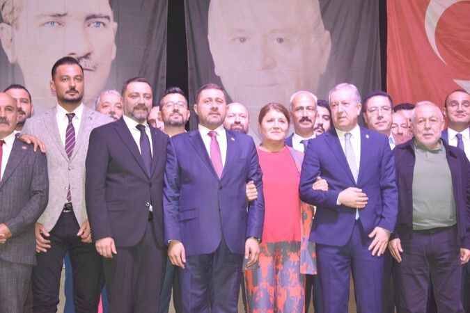 Kongreler Başkanlık Yarışı Değil Yenilenme Ve Güç Toplamadır 19