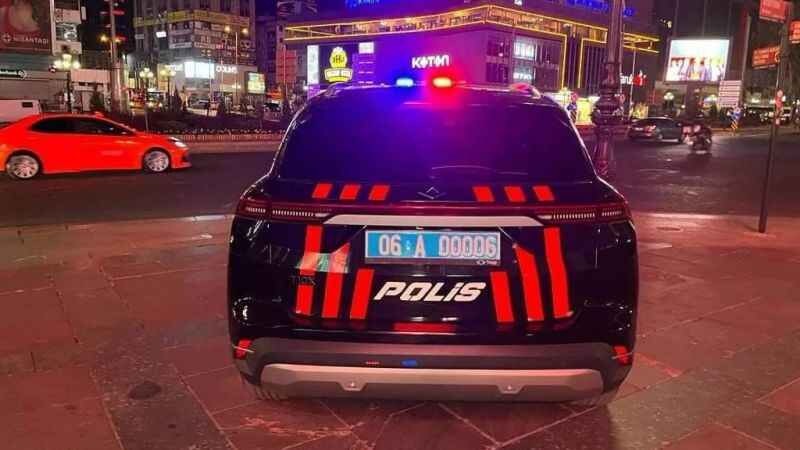 Ankara'da TOGG'dan Polise Yeni Görev Aracı: Kızılay Meydanı'nda Hizmette! 3