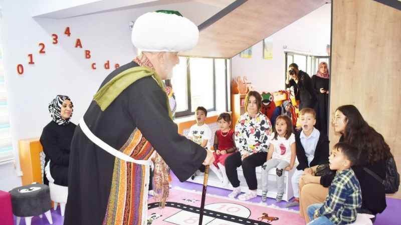 Yozgat'ta minikler doyasıya eğlendi! Nasreddin Hocayla keyifli anlar yaşadılar... 2