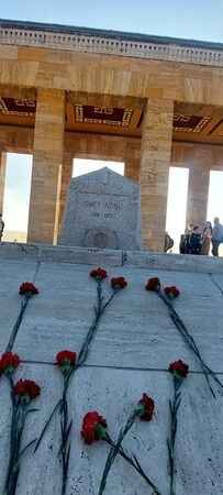 Ankaralılar Anıtkabir’de Ata’nın huzuruna yağmur gibi yağdı: muhteşem görüntüler! 20