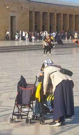 Ankaralılar Anıtkabir’de Ata’nın huzuruna yağmur gibi yağdı: muhteşem görüntüler! 29