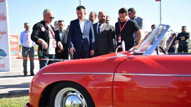 Ankara'da Klasik Otomobil Şöleni 20