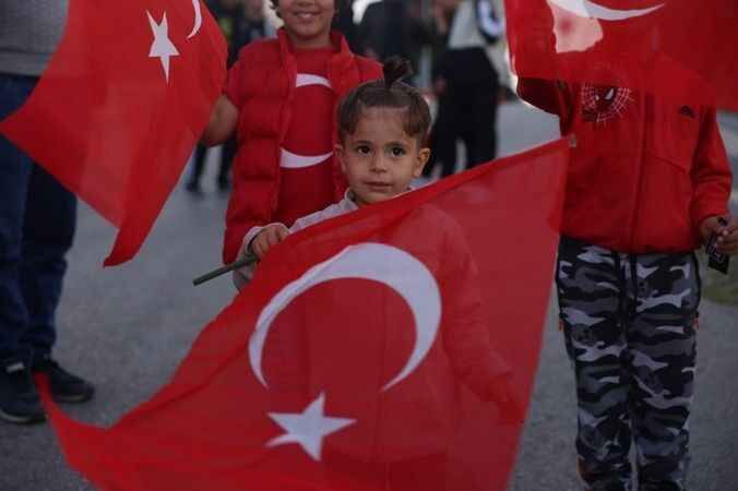 Gölbaşı, Cumhuriyet’in 100. Yılında Meşalelerle Aydınlandı 17