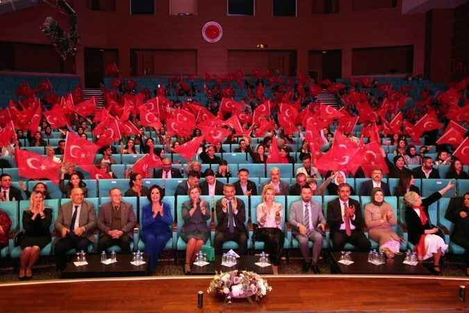 Yozgat böyle rüzgar görmedi: Yıldızlar geçidi, kırmızı halı, sanat! 2