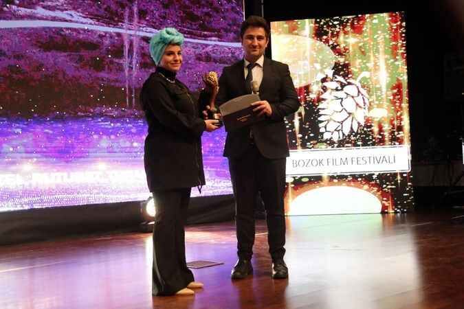 Yozgat böyle rüzgar görmedi: Yıldızlar geçidi, kırmızı halı, sanat! 6