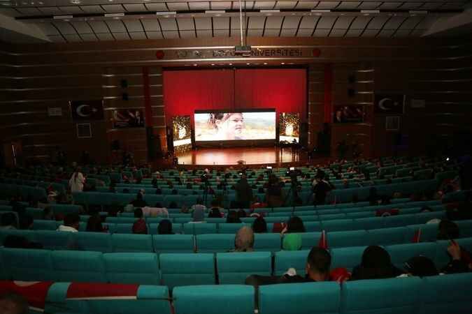 Yozgat böyle rüzgar görmedi: Yıldızlar geçidi, kırmızı halı, sanat! 7