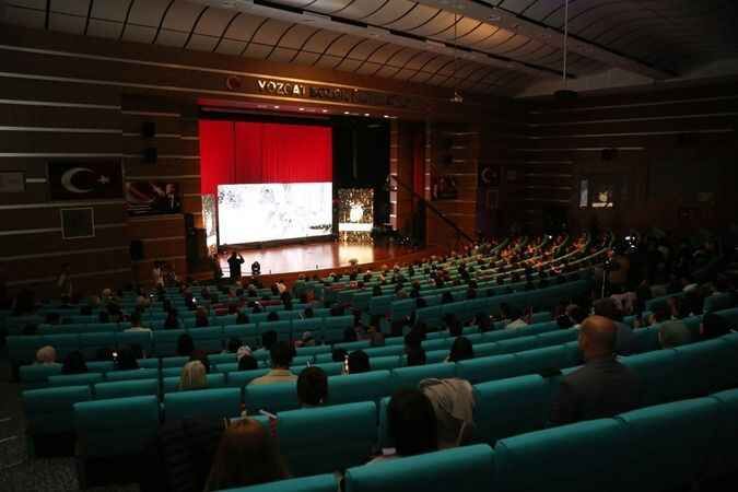 Yozgat böyle rüzgar görmedi: Yıldızlar geçidi, kırmızı halı, sanat! 8