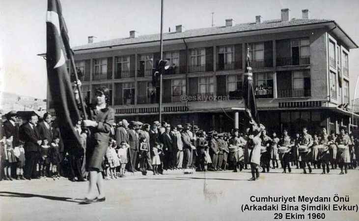 Yozgat’ta Zaman Yolculuğu: Cumhuriyet’in 100. Yılında Nostaljik Siyah Beyaz Fotoğraflar 4