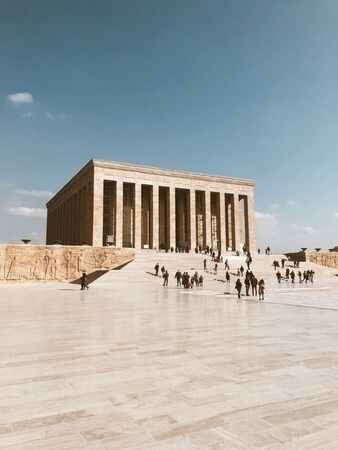 Gezilecek Yerlerin Gözdesi: Anıtkabir'i Keşfedin 2