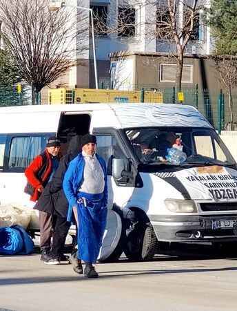 Pazarcı esnafının soğukla imtihanı: Yozgat güne eksi 5'le başladı! 7