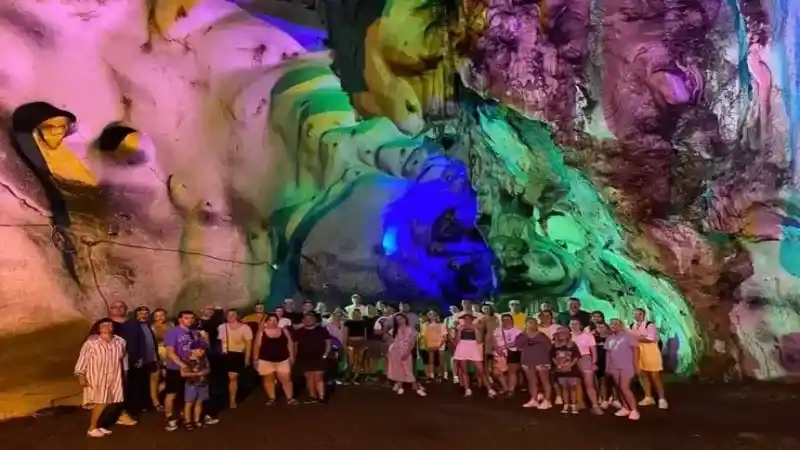 Tarihi Değeri ve Güzelliğiyle Yalan Dünya Mağarası: Ziyaretçi Akınına Uğruyor 3