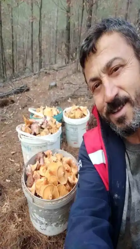 Çiftçi Halit Kaya Günde 4,5 Saat Çalışarak Ayda 150 Bin TL Kazanıyor, Peki Nasıl? 3