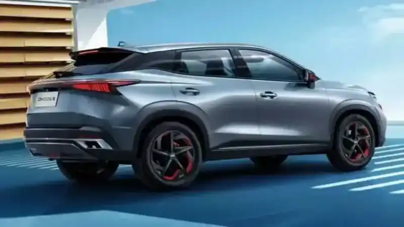 Sportif Şıklık ve Ekonomik Fiyatlar: Chery Omoda 5'in Yeni Fiyatları Açıklandı! 11