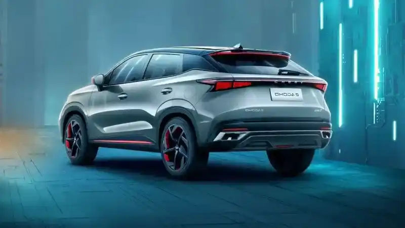 Sportif Şıklık ve Ekonomik Fiyatlar: Chery Omoda 5'in Yeni Fiyatları Açıklandı! 4